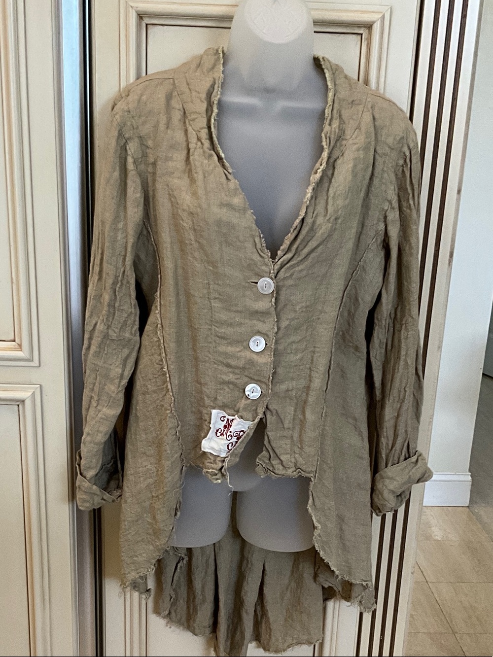 Magnolia Pearl lightOlive Distressed Linen Button Front Jacket
